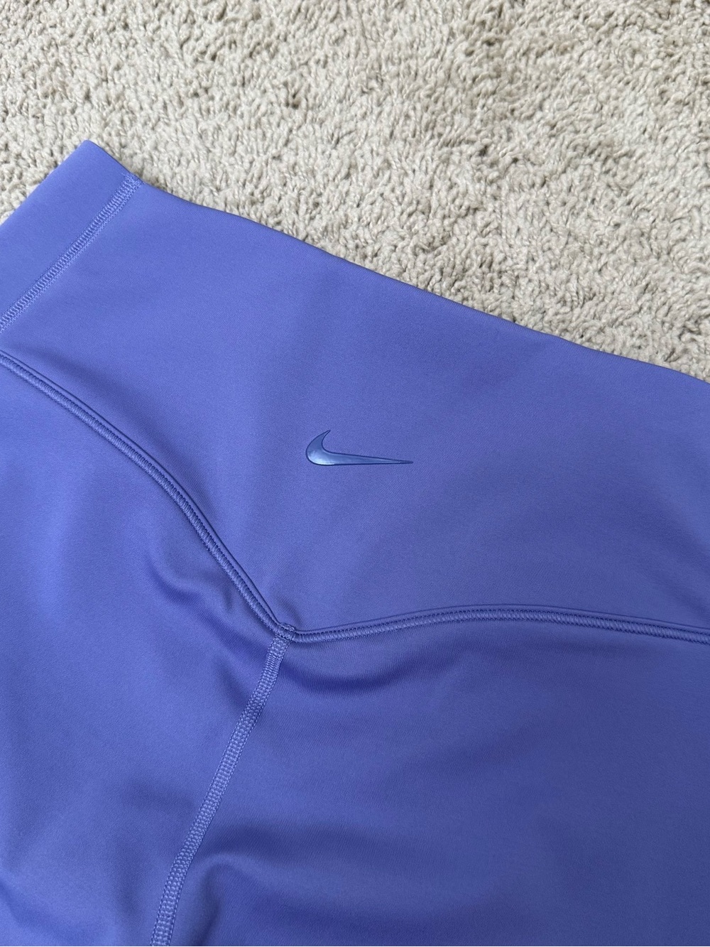 Nike Universa High-Waisted Biker Shorts - Picture 10 of 12